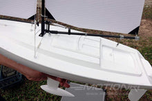 Load image into Gallery viewer, Bancroft Sportsail 550mm (22") Sailboat - RTR