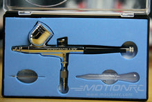 Load image into Gallery viewer, Benchcraft PC110 Airbrush Compressor Kit with Tank and Fan (incl BCT5025-008 Airbrush)