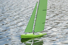 Load image into Gallery viewer, Bancroft RG65 Quickfire 650mm (26") Racing Sailboat - RTR
